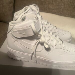 Nike Men's White High-Top Sneakers